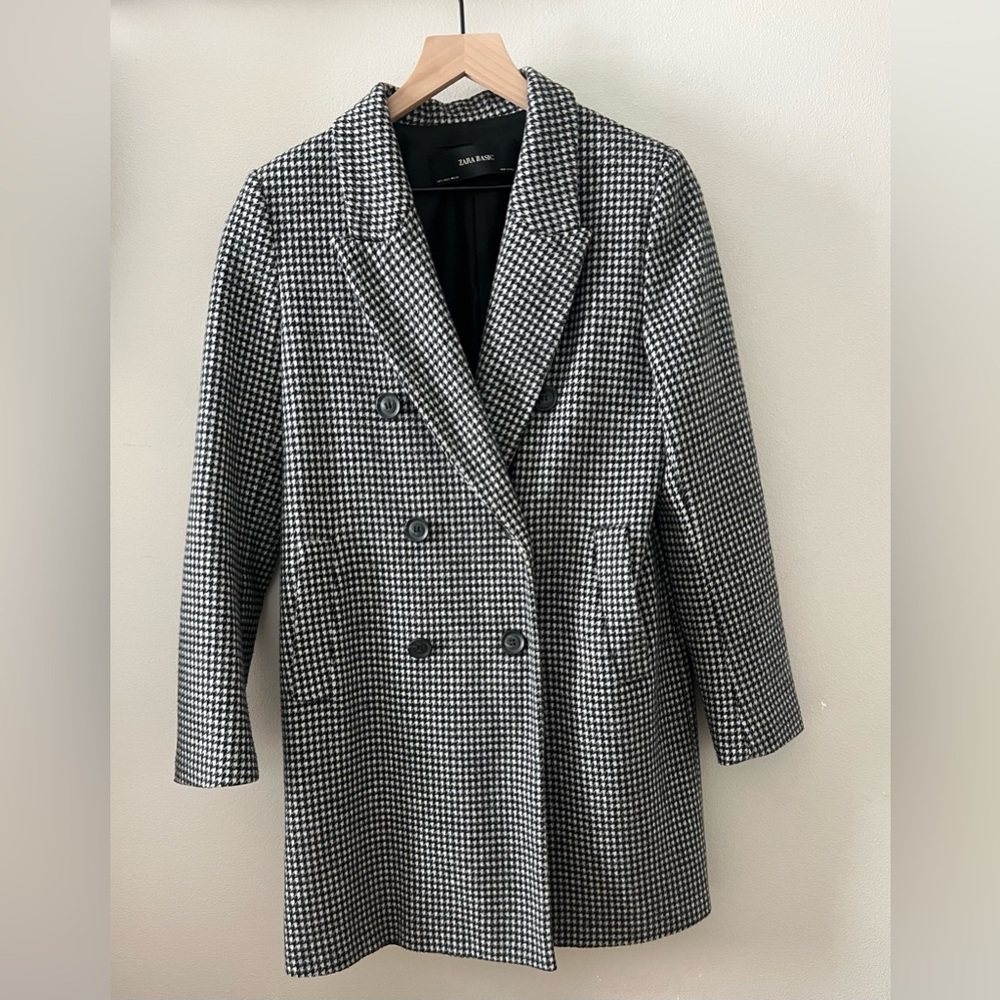 Zara Black and White Houndstooth Jacket